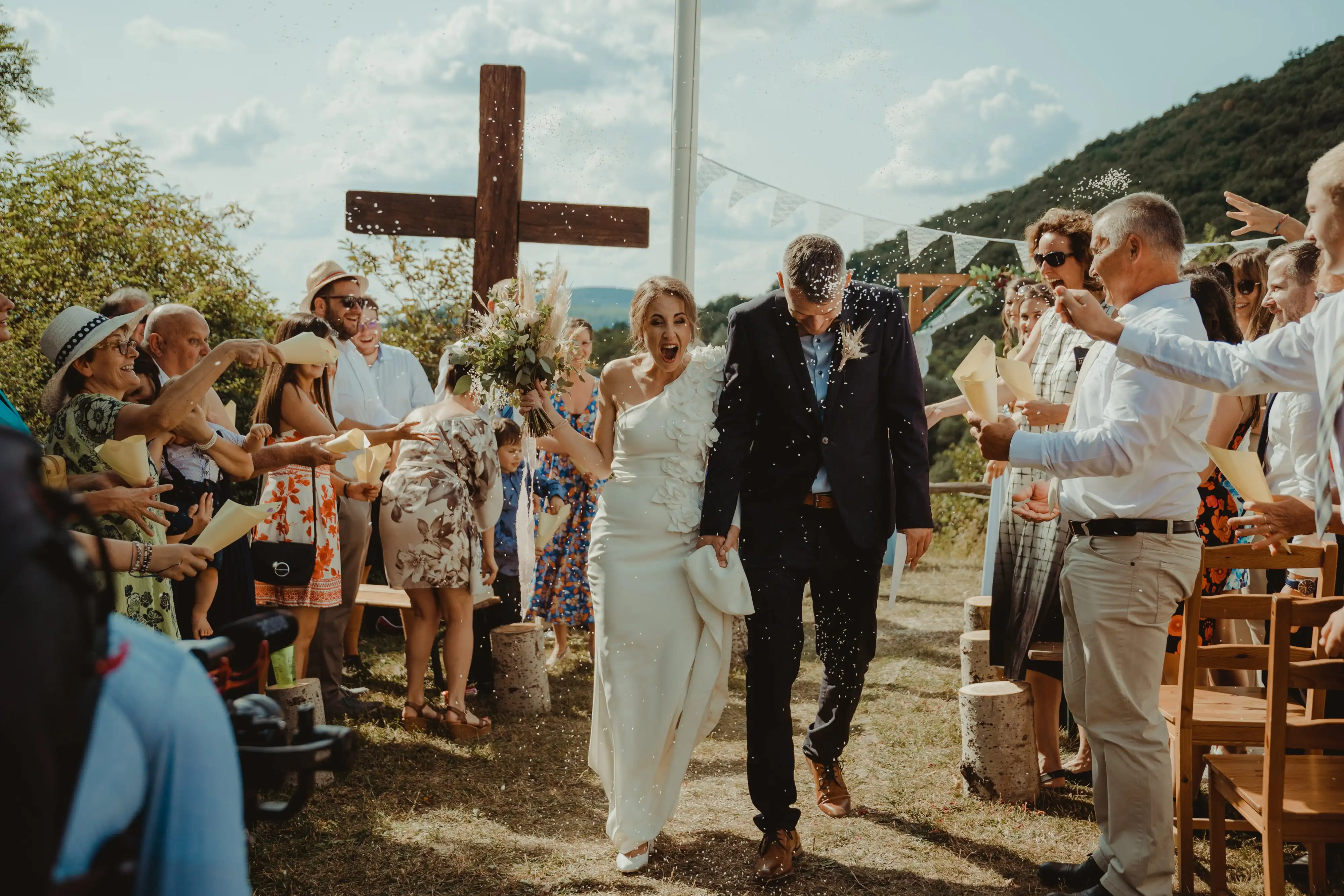 Szertartas a kapolnanal a Volgy Majorban